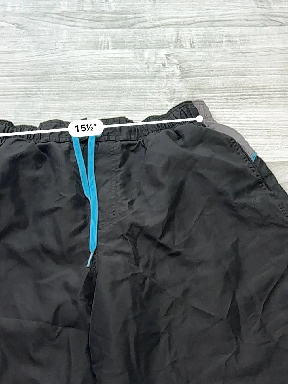 Nike Men’s y2k Black Swim Trunks with Teal Accents Size Large